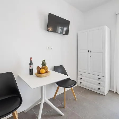 Apartment Naxos Cave *