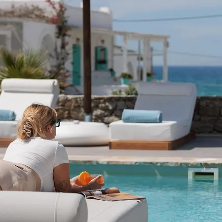 Naxos Cave Apartment