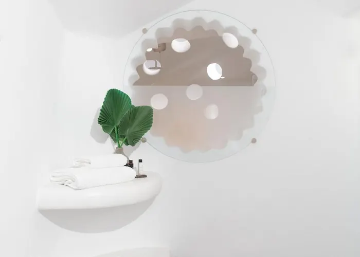 Naxos Cave Apartment *