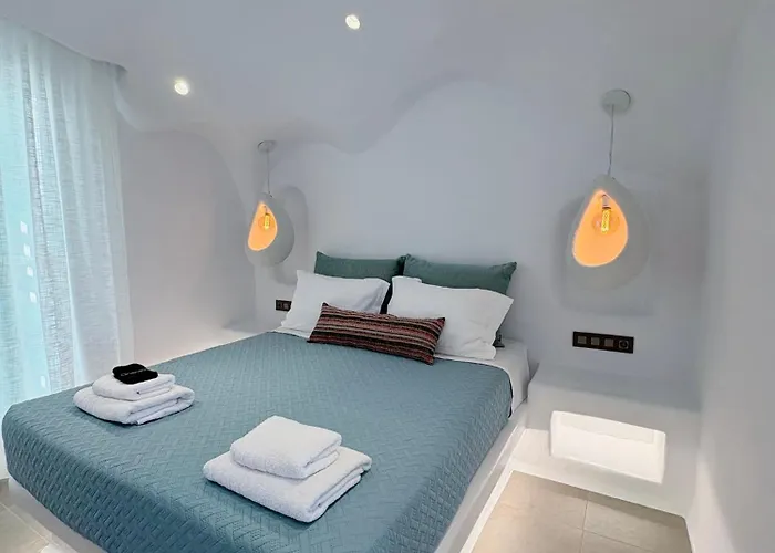 Naxos Cave Apartment *